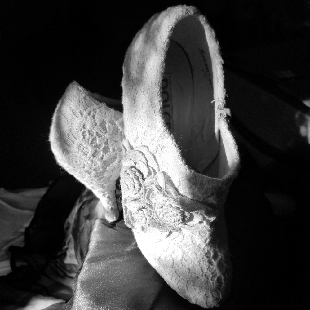 Vintage Looking Ivory Crochet Shoes